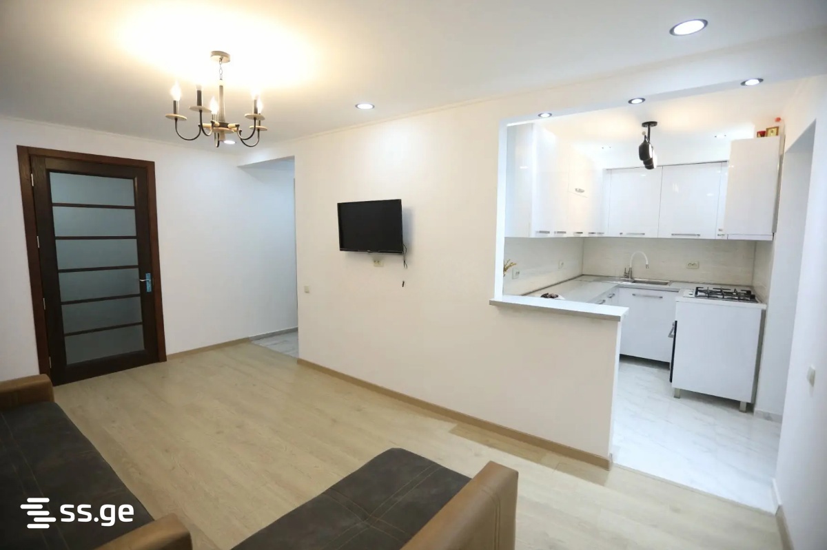 Zviad Gamsakhurdia st. 27 - 3 rooms