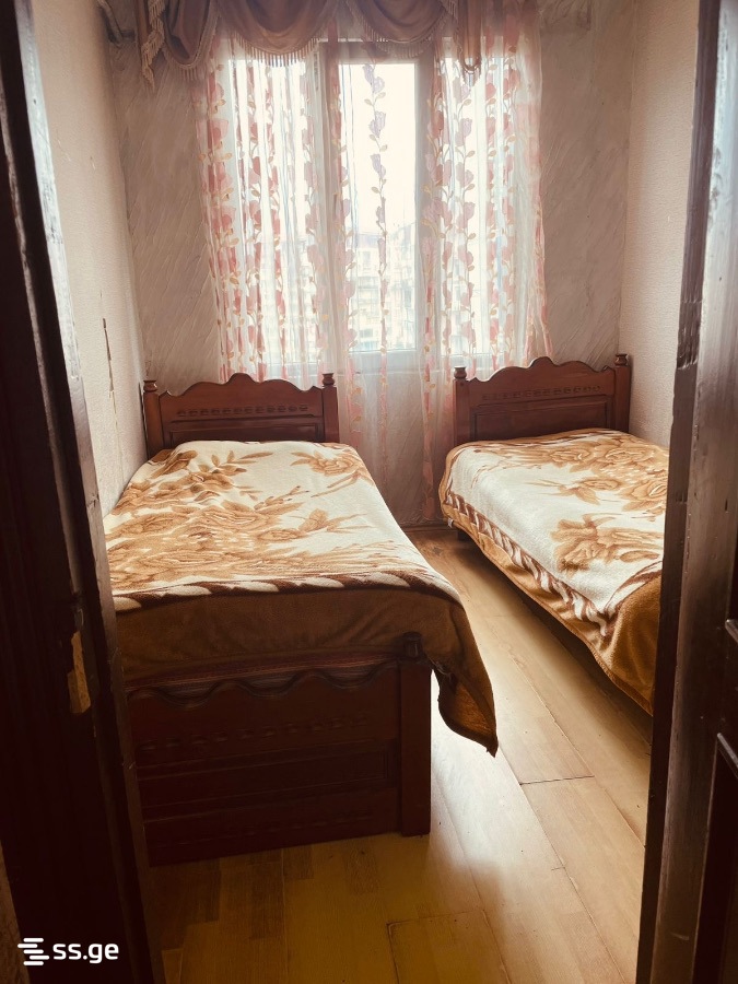 28 - 3 rooms