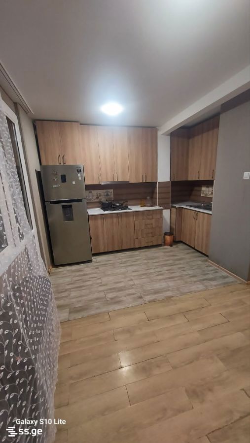 a.wereTlis avenue - 4 rooms