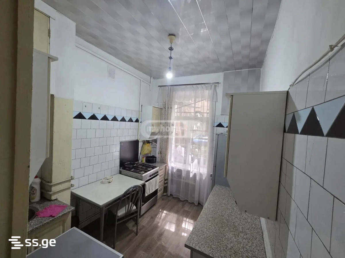 kandelaki st. - 3 rooms
