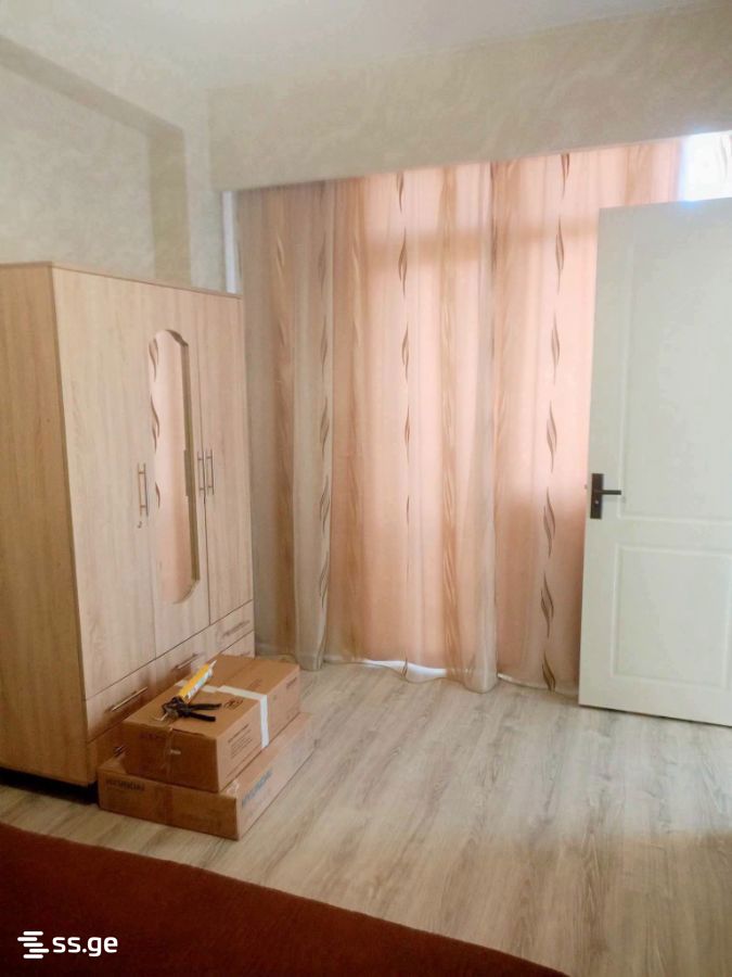 Archil Mephe st. 25 გ - 2 rooms