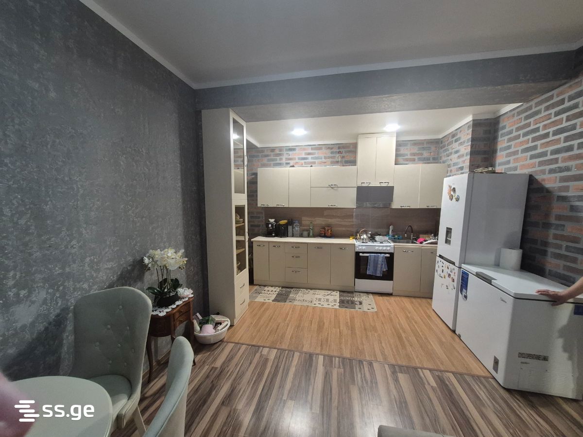 Mirian Mephe st. 00 - 3 rooms
