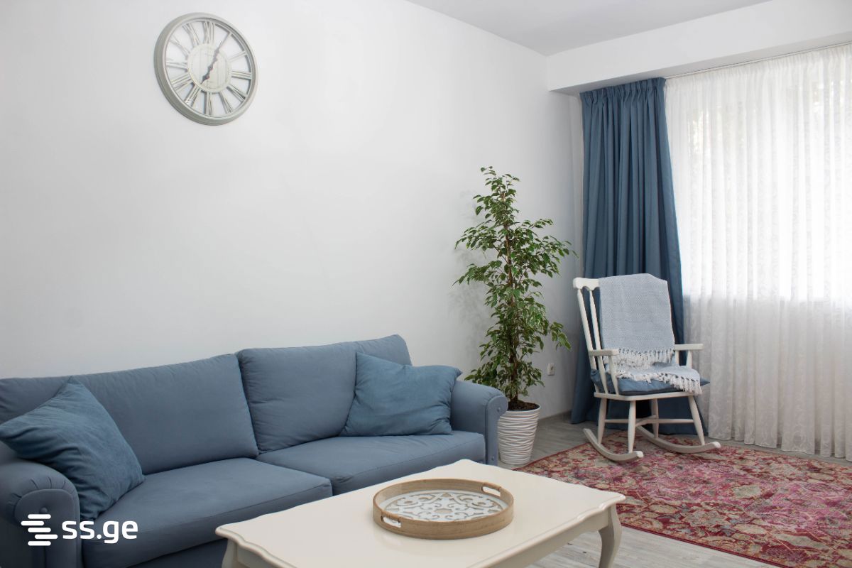 5 - 3 rooms