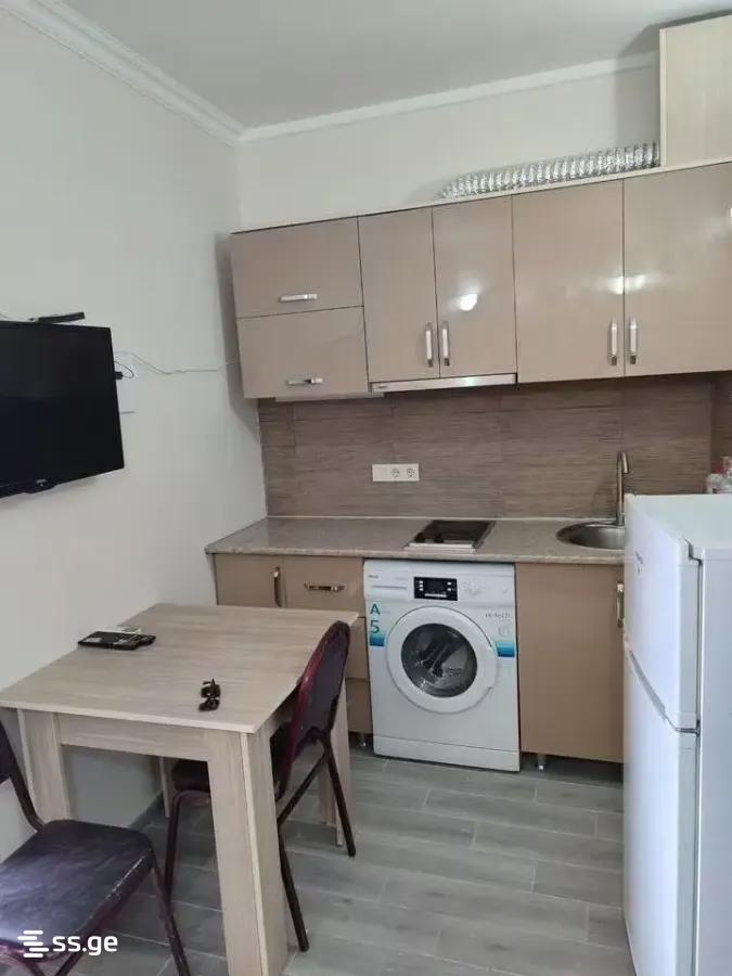 4 - 1 rooms