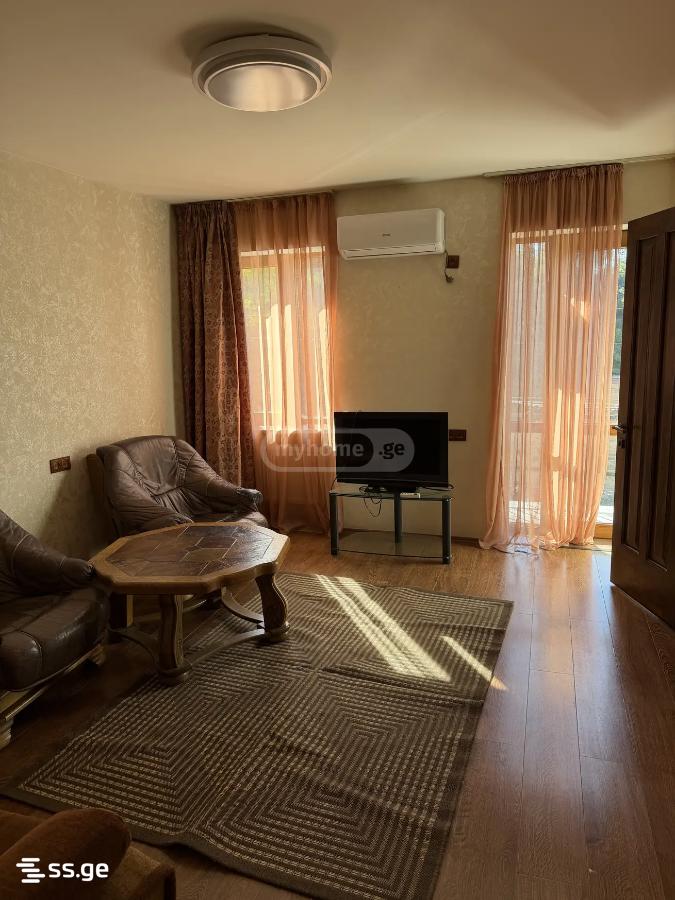 Chargali st. (Sanzona) - 3 rooms