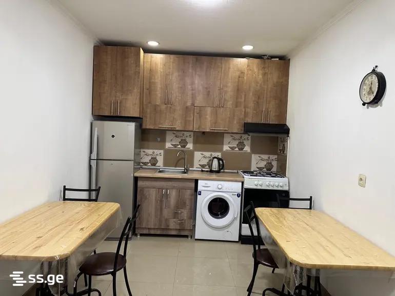 abesuridze tbeli st. - 4 rooms