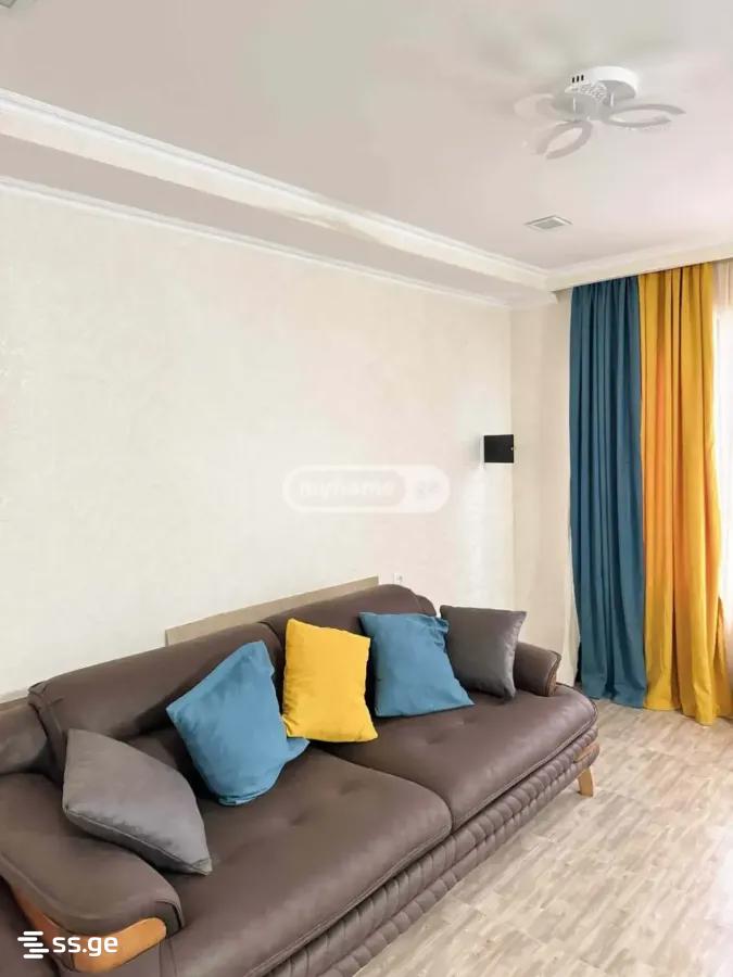 Khabeishvili st. 3 - 3 rooms