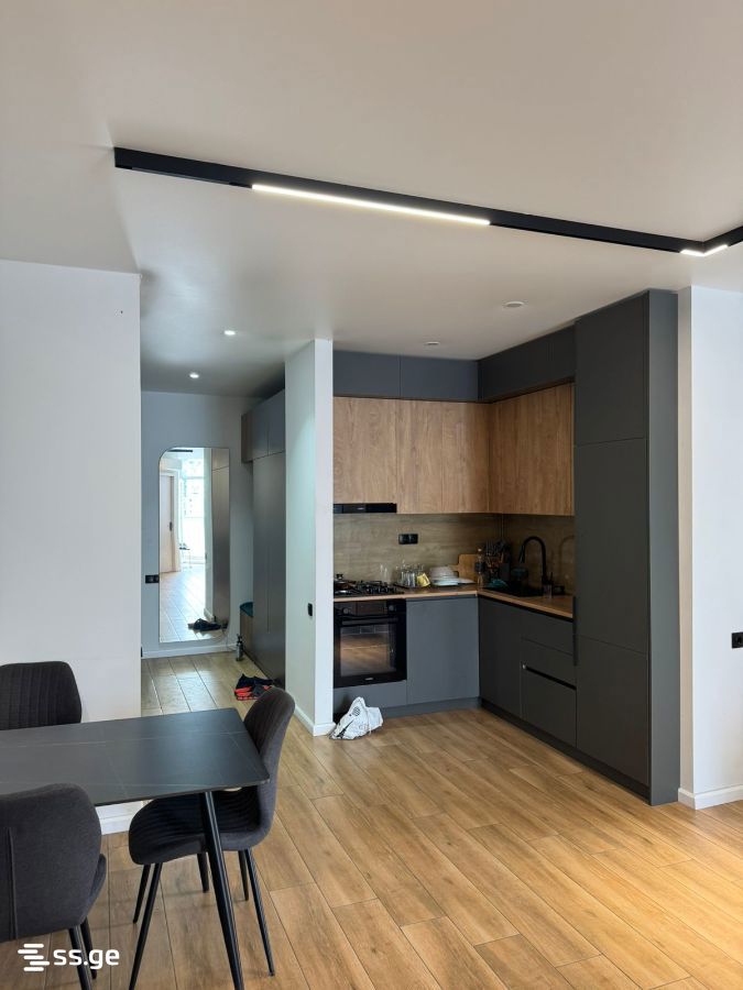 Sh. Inasaridze St. 7 - 3 rooms