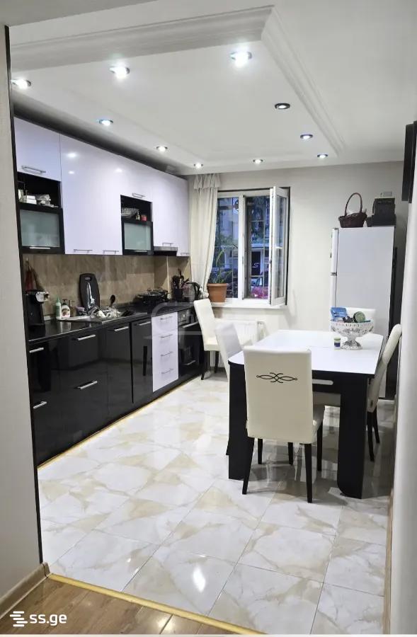 a.wereTlis avenue 95 - 3 rooms