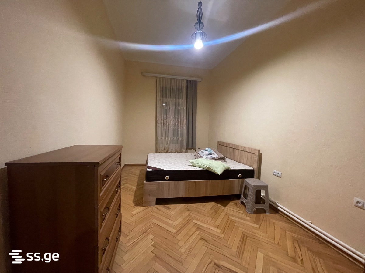 Tsinamdzgrishvili st. - 2 rooms