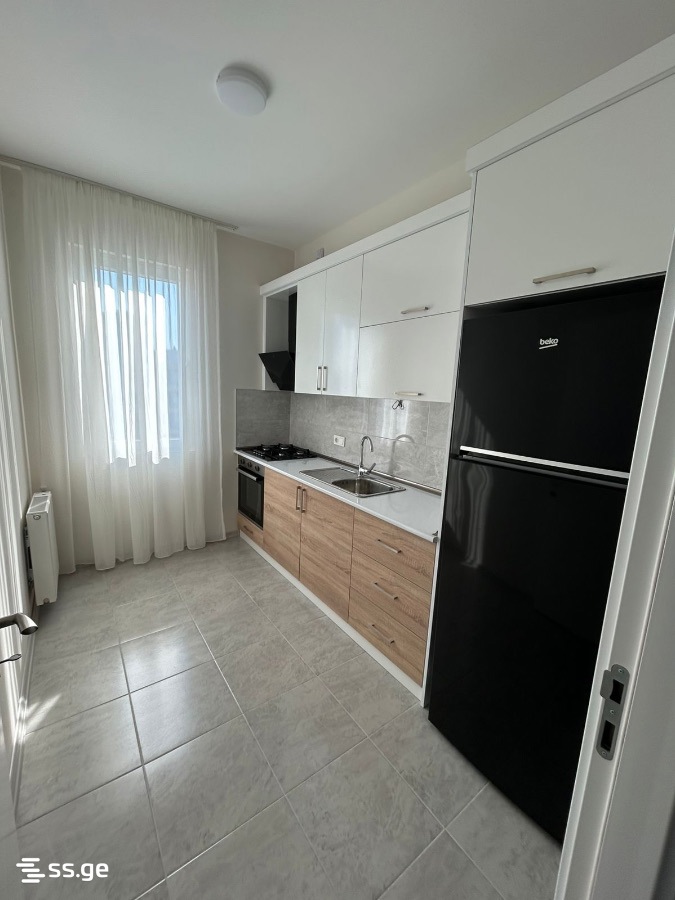 Bob walsh st. - 3 rooms