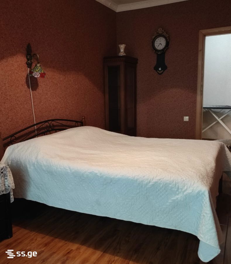 Khimshiashvili st. 1 - 4 rooms