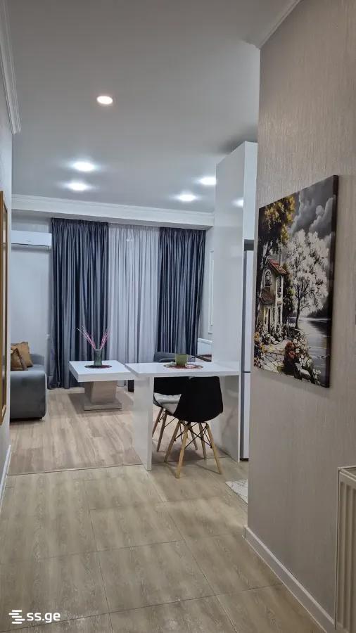 Vepkhistkaosnis st. - 3 rooms