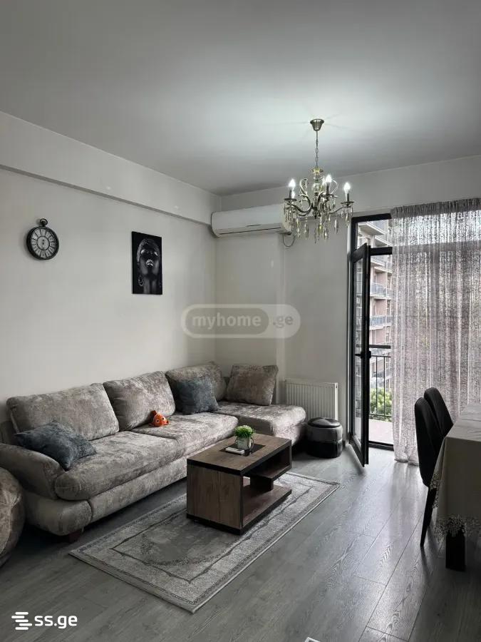 Kazbegi avenue 25 - 4 rooms