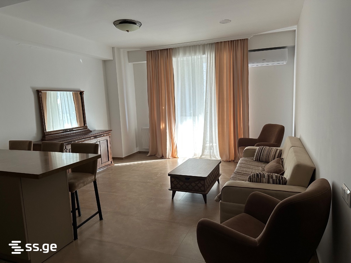 navtlugi st. 10 - 3 rooms