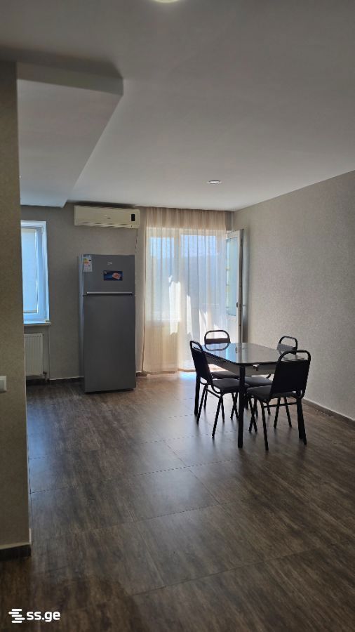 Vazisubnis dasaxleba - 3 rooms