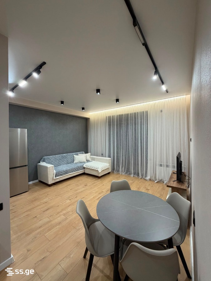 tarieli st. 1 - 3 rooms