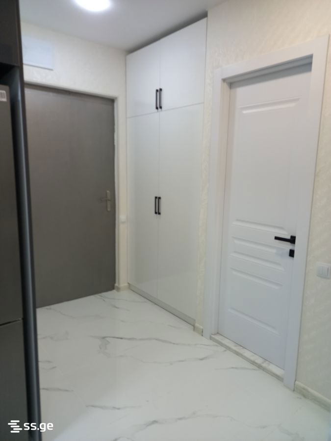 gmiri kursantebi st. 14 - 2 rooms