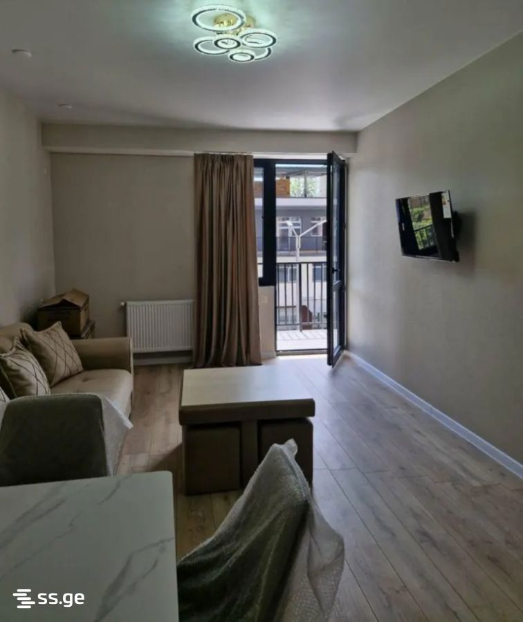 zestaponi st. 23 - 2 rooms