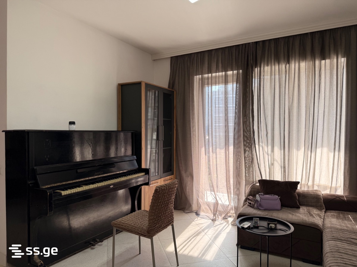 Z. Gorgiladze Street 86 - 3 rooms