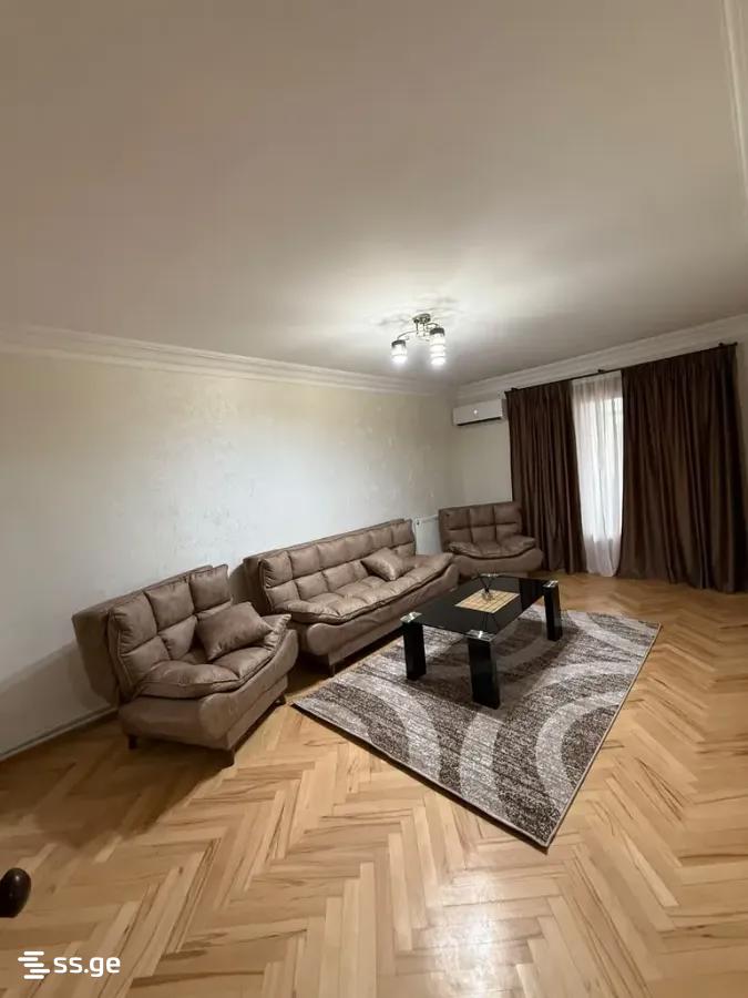 vaja pshavela I chikhi - 3 rooms