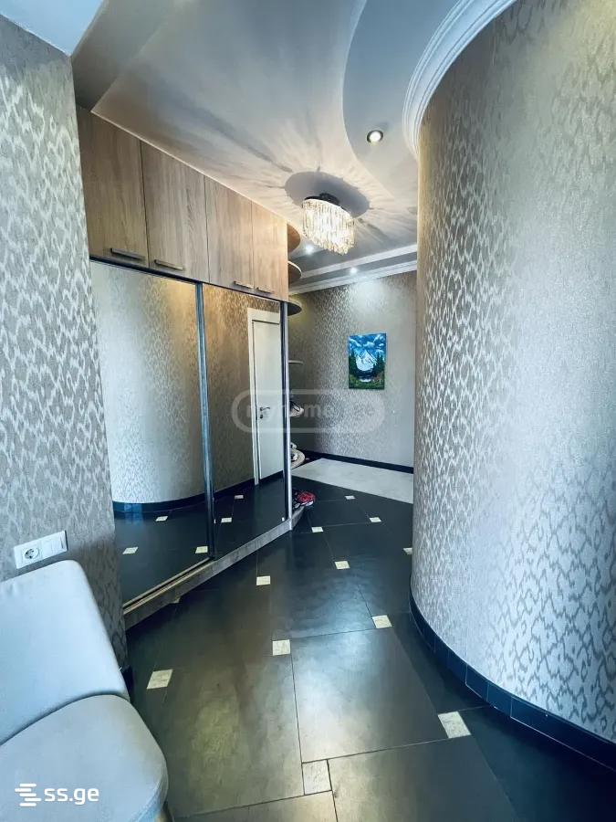 David Agmashenebeli st. 10 - 5 rooms