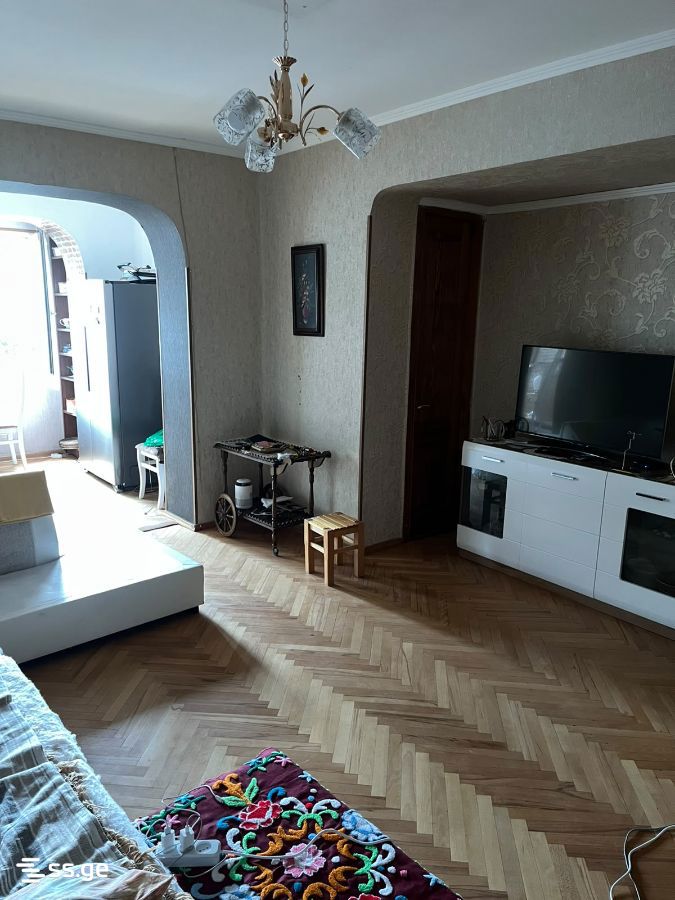 khvichia st. 20 - 3 rooms