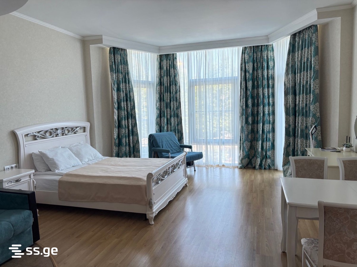 D. Mamuladze st. 19 - 1 rooms