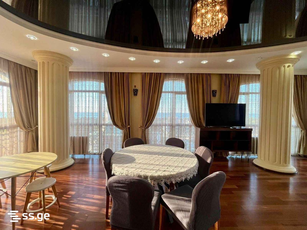 Sh. Rustaveli Ave. 15 - 4 rooms