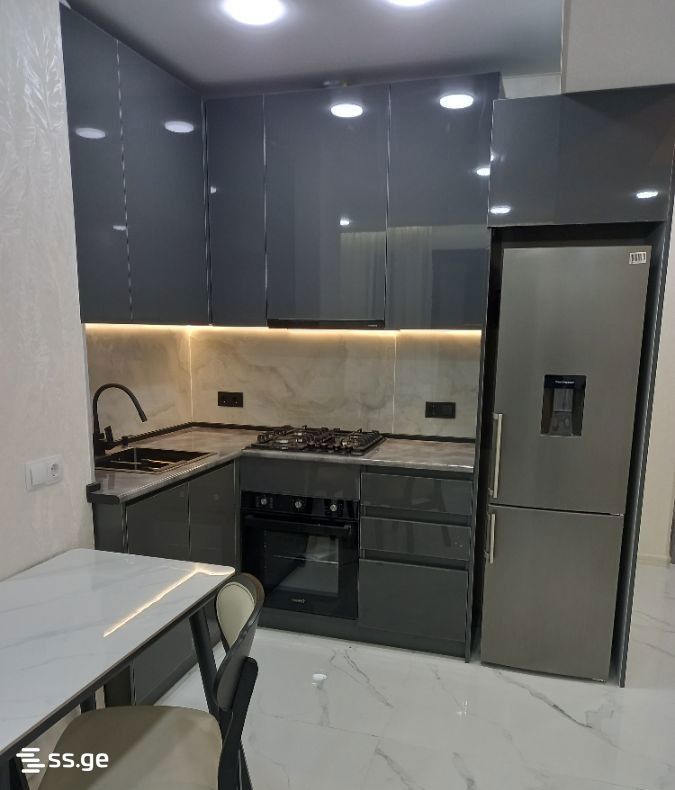 gmiri kursantebi st. 14 - 2 rooms