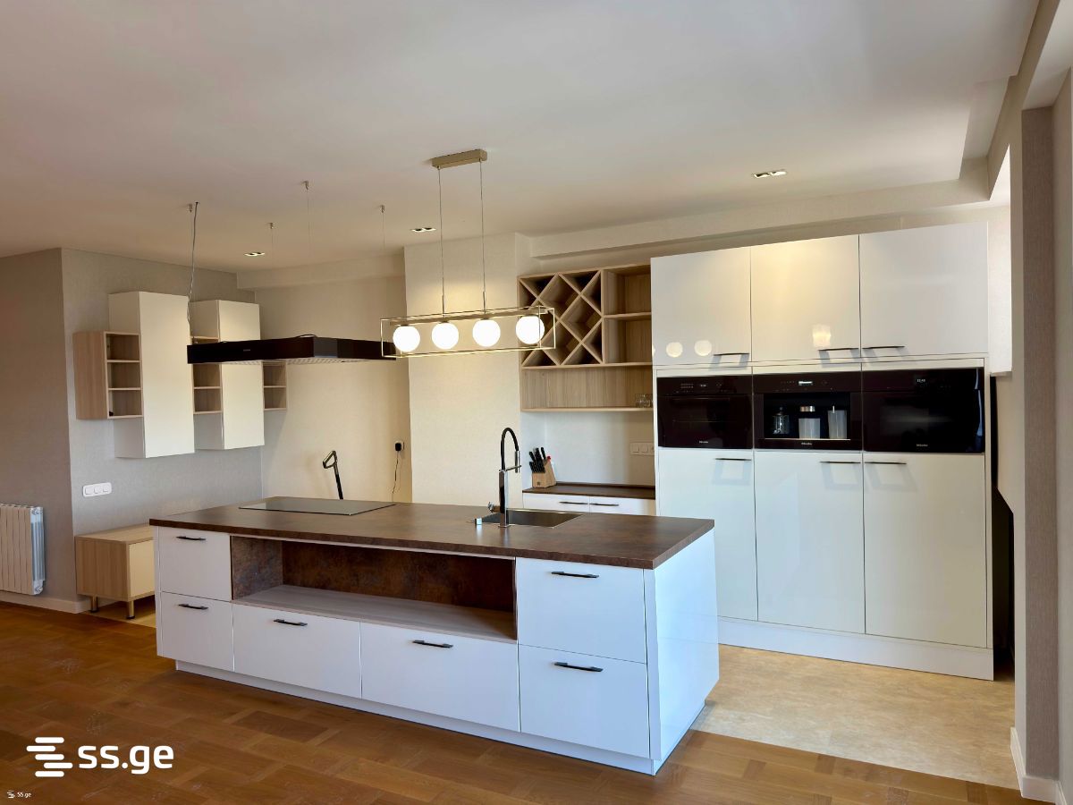 chitadze st. 9 - 8 rooms