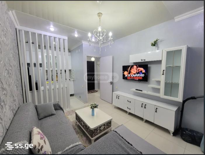 Lech and Maria Kaczynski street 25 - 2 rooms