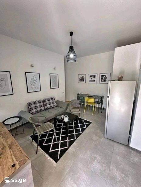 joneti st. 38 - 3 rooms