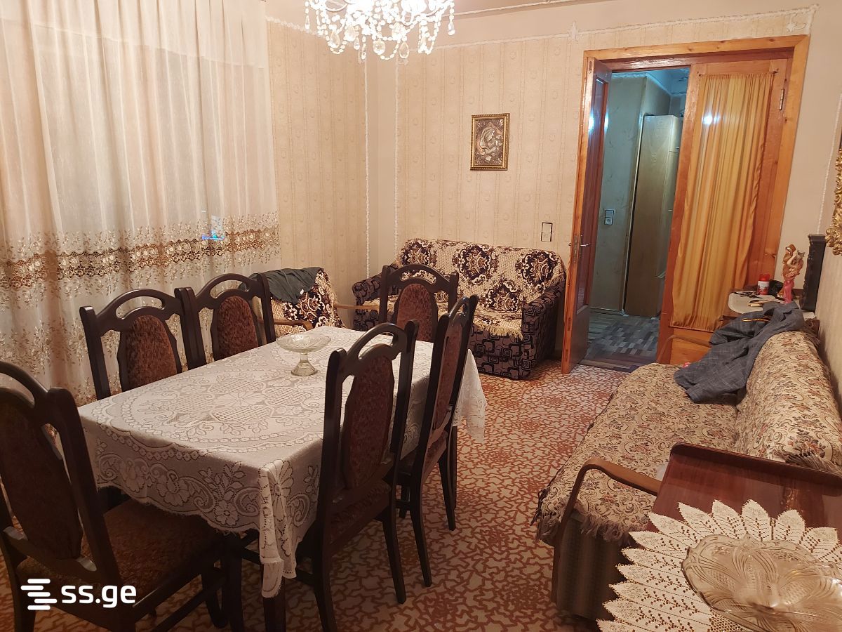 V Microdistrict - Gldani  5 - 3 rooms
