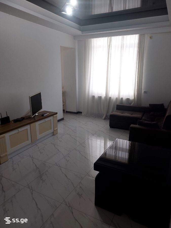 gakhokidze st. - 3 rooms