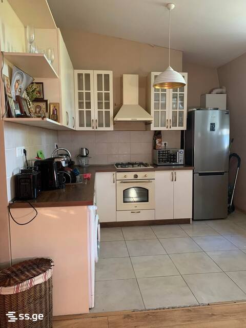 Kazbegi avenue 31 - 3 rooms