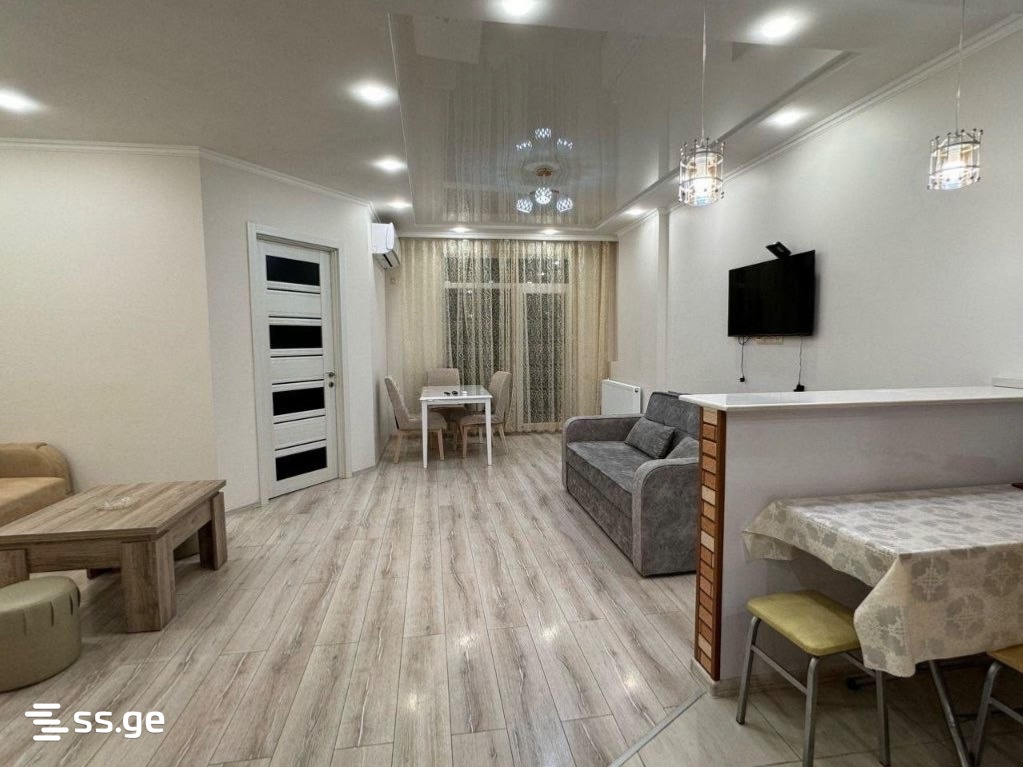 Leonidze st. 4 - 3 rooms