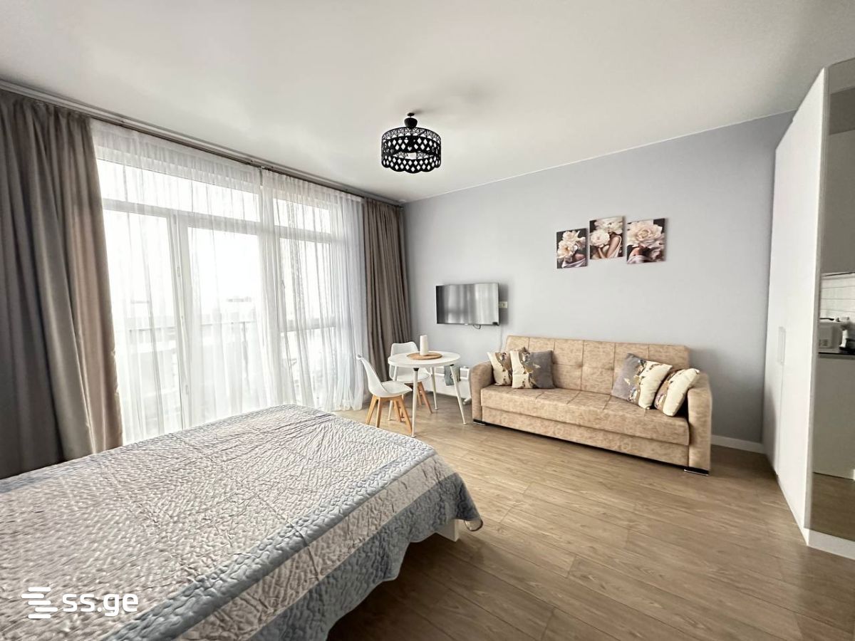 Lech and Maria Kaczynski street 5 - 1 rooms