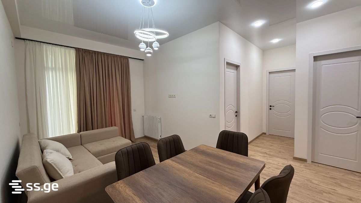 Bronshteini st. 5 - 3 rooms