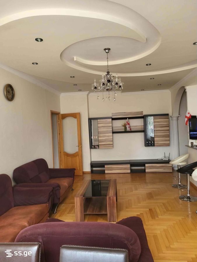 4 - 4 rooms