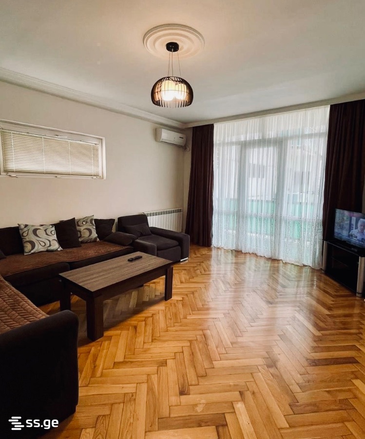 3 - 3 rooms