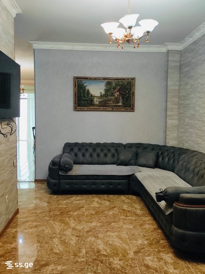 Sherif Khimshiashvili Ave 1 - 5 rooms