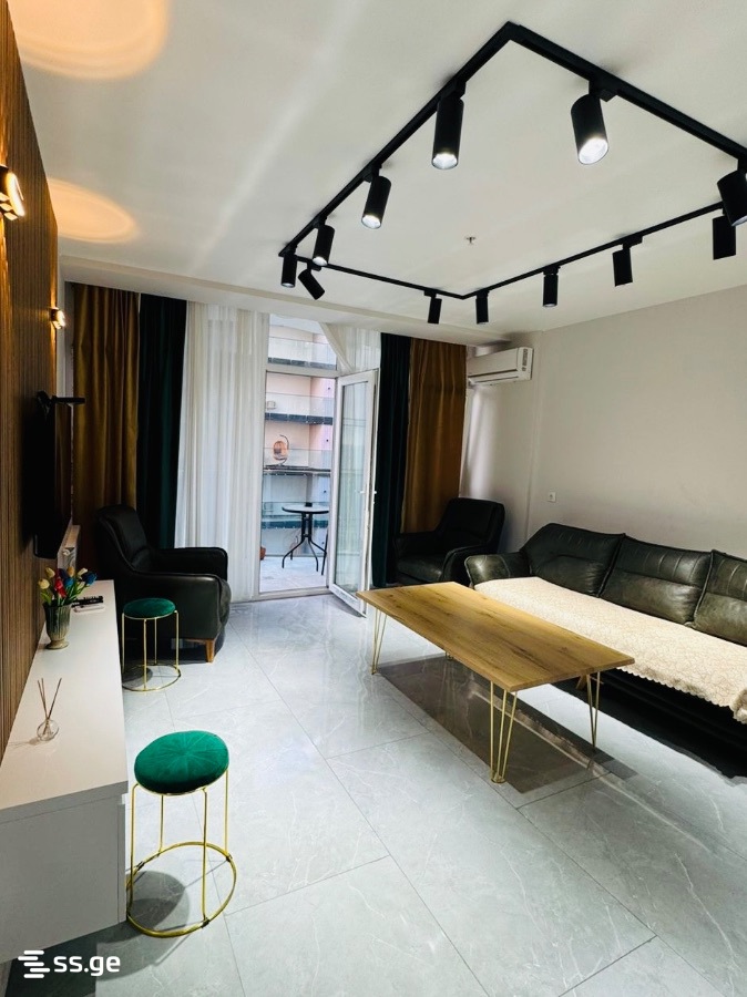 Lech and Maria Kaczynski street 19 - 2 rooms