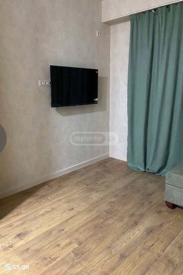 tarieli st. 4 - 3 rooms