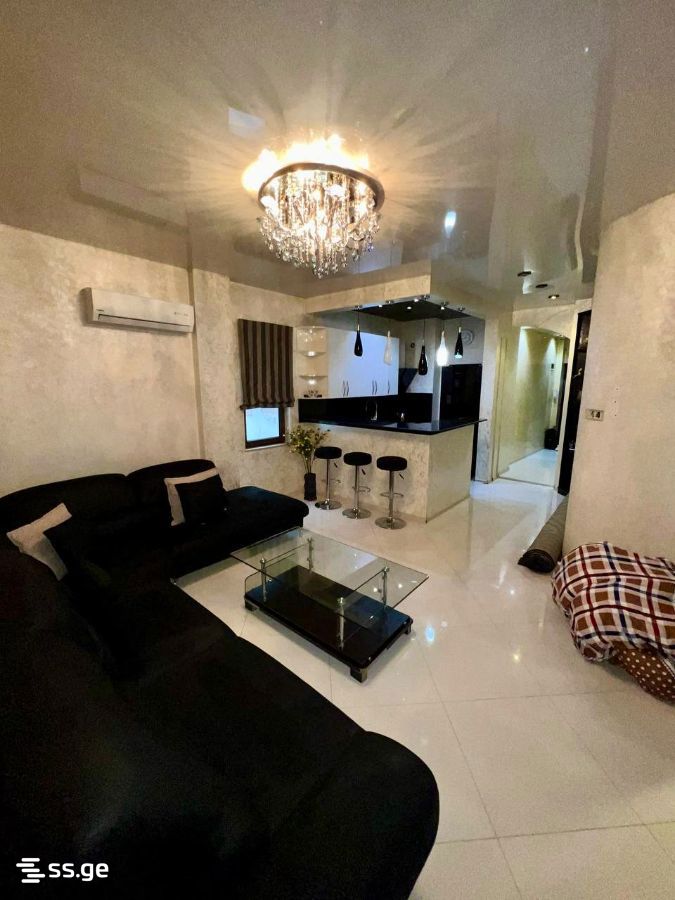 Haidar Abashidze Street 10/12 - 3 rooms