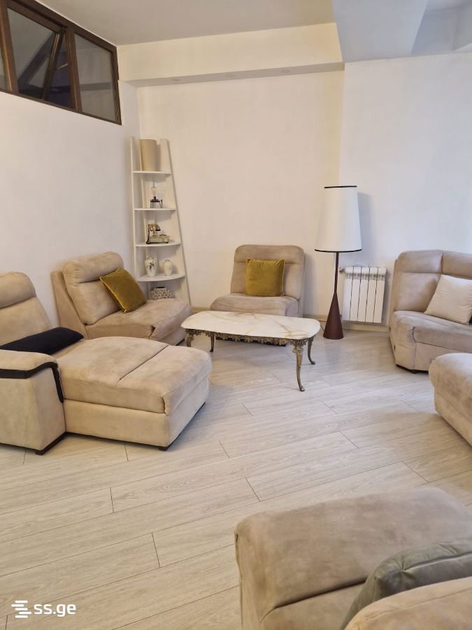 Khimshiashvili st. 1 - 4 rooms