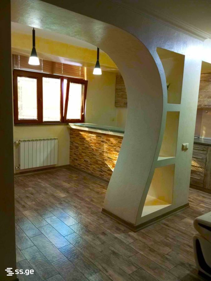 Zviad Gamsakhurdia st. 2/4 - 3 rooms