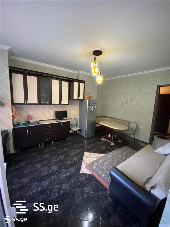 pekini st. 4 - 4 rooms