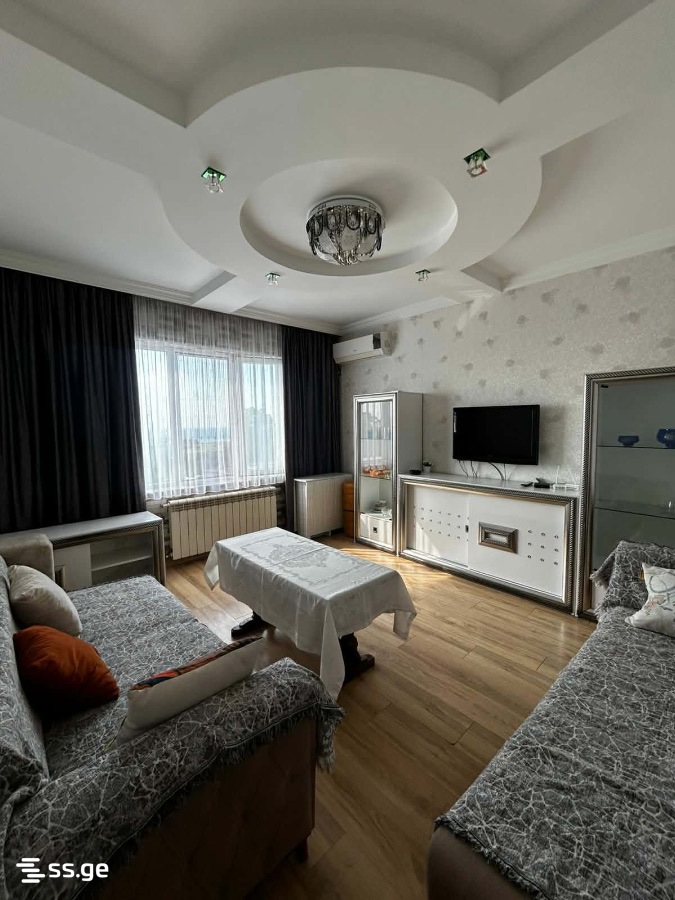 4 - 3 rooms