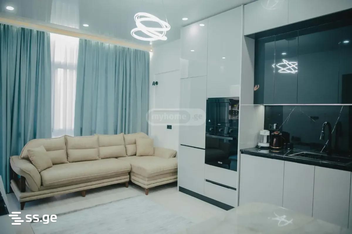 R. Nizharadze st. 5 - 3 rooms